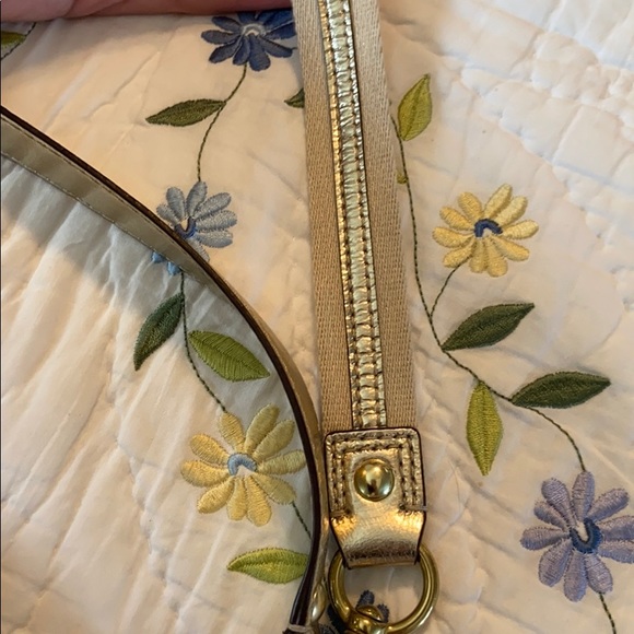 Coach shoulder bag - Picture 3 of 8